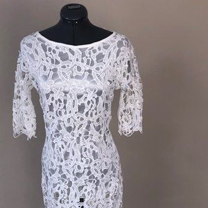 Fashion Mia Lace Dress Size M NWT